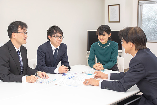 和歌山事務所での集合写真