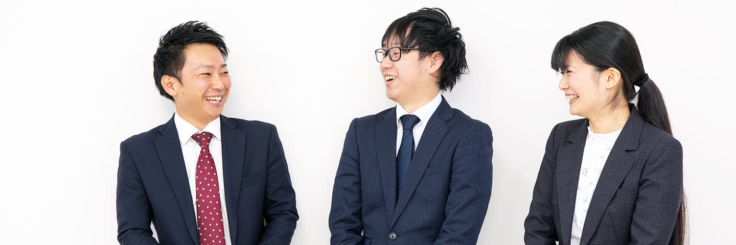 中先生・山本先生・長谷先生がお話されている様子
